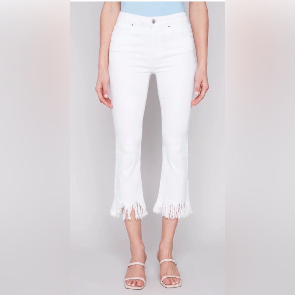 VENUS FRINGE WHITE JEANS SIZE 6